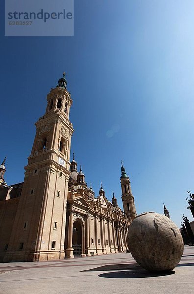 Stadtplatz  Weite  Aragonien  Basilika  Spanien  Zaragoza