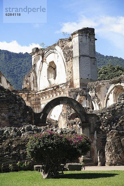 Ruine Kirche Mittelamerika UNESCO-Welterbe Guatemala