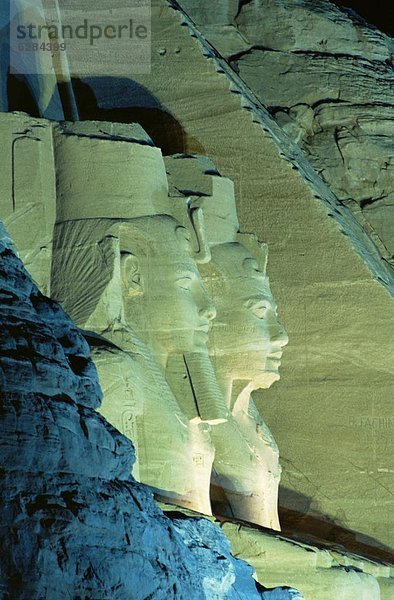 Nordafrika  groß  großes  großer  große  großen  UNESCO-Welterbe  Abu Simbel  Afrika  Ägypten  Nubien