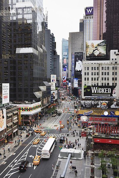 Vereinigte Staaten von Amerika  USA  New York City  sehen  Quadrat  Quadrate  quadratisch  quadratisches  quadratischer  Zeit  Nordamerika  Broadway  Manhattan