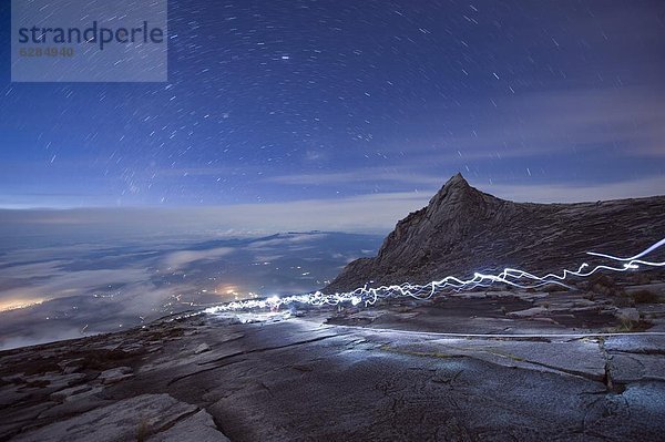 sternförmig  folgen  Beleuchtung  Licht  wandern  beleuchtet  Asien  Borneo  Malaysia  Sabah