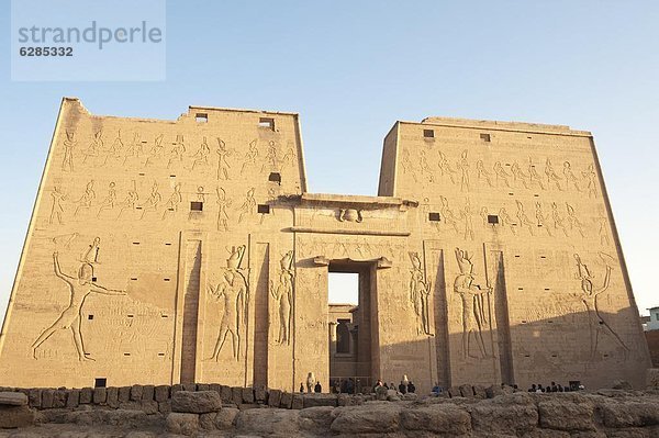 Tempel des Horus  Edfu  Ägypten  Nordafrika  Afrika