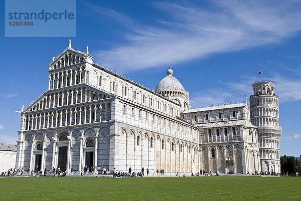 angelehnt  Europa  Kathedrale  UNESCO-Welterbe  Italien  Piazza dei Miracoli  Pisa  Toskana