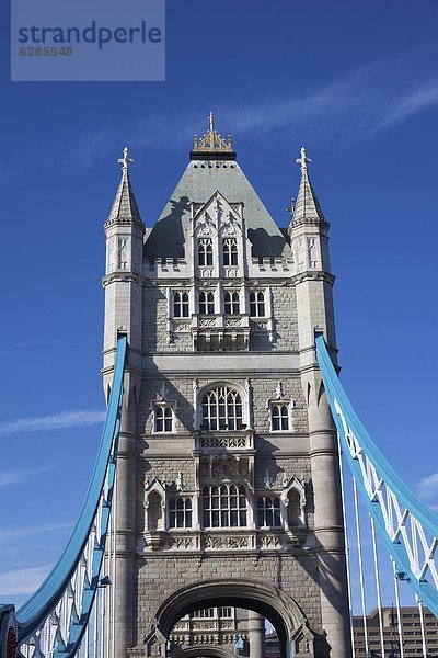 Nahaufnahme von Tower Bridge  London  England  Großbritannien  Europa