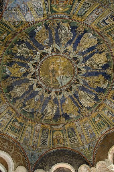 Europa  UNESCO-Welterbe  Decke  Jahrhundert  Emilia-Romangna  Italien  Mosaik  Ravenna