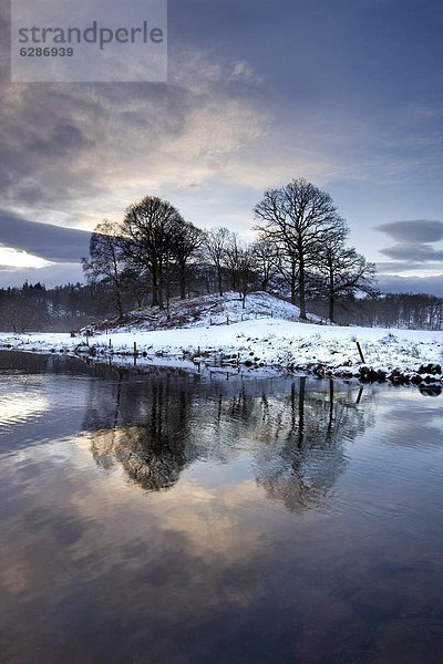 Europa  Winter  Großbritannien  Morgendämmerung  Fluss  Ansicht  ambleside  Cumbria  England