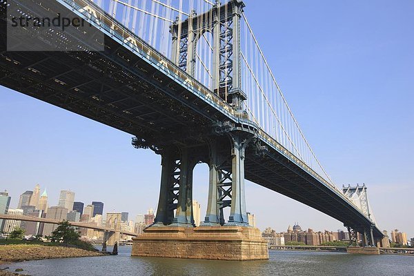 Vereinigte Staaten von Amerika  USA  spannen  New York City  Brücke  Nordamerika  East River  Manhattan