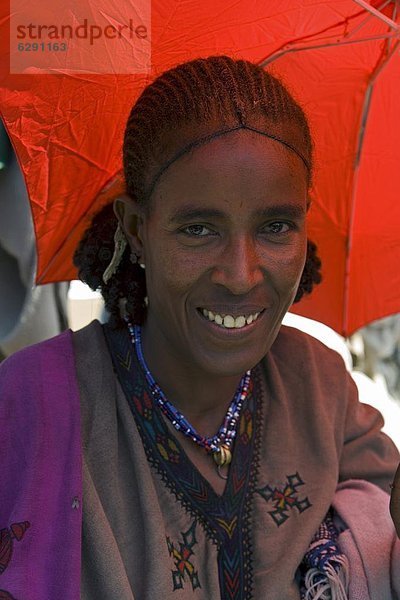 Mensch  Tag  Menschen  gehen  Handel  Wahrzeichen  Woche  Afrika  Äthiopien  Markt