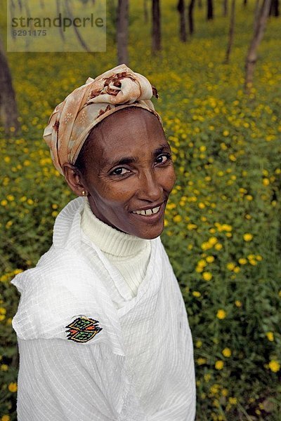 nahe  Portrait  Frau  Schönheit  Ländliches Motiv  ländliche Motive  Afrika  Äthiopien
