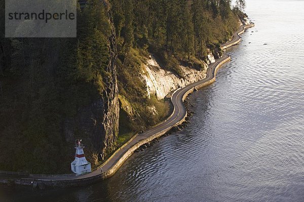 Beleuchtung  Licht  Leuchtturm  Nordamerika  Uferdamm  Burrard Inlet  Bake  British Columbia  Kanada  Vancouver