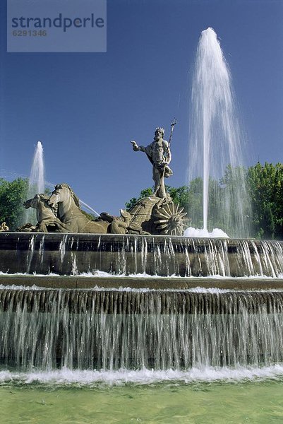 Madrid  Hauptstadt  Europa  Neptunbrunnen  Spanien