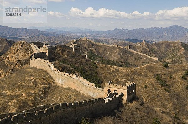 zwischen  inmitten  mitten  nahe  Anschnitt  Wand  Ansicht  Peking  Hauptstadt  groß  großes  großer  große  großen  China  UNESCO-Welterbe  Asien  Jinshanling