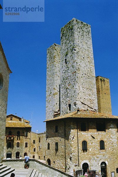 Piazza del Duomo  San Gimignano  Toskana  Italien