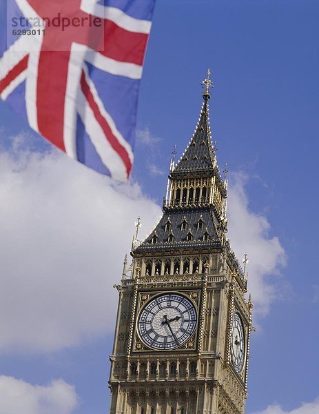 Big Ben und Union Jack Flagge  Houses of Parliament  Westminster  London  England  Großbritannien  Europa