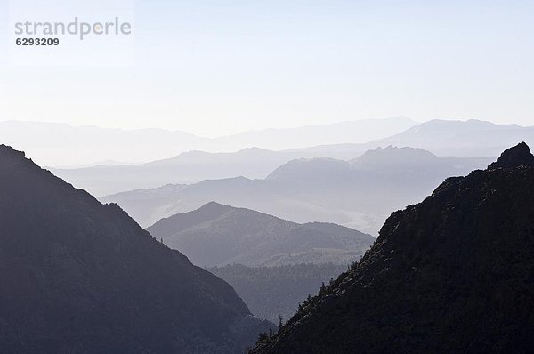 Vereinigte Staaten von Amerika  USA  Sonnenaufgang  Nordamerika  Yosemite Nationalpark  UNESCO-Welterbe  Kalifornien