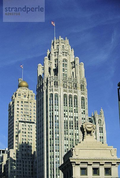 Vereinigte Staaten von Amerika USA Wohnhaus Hochhaus Nordamerika Gotik Chicago Innenstadt Illinois Tribune Tower