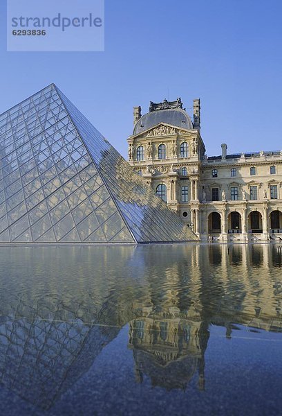 Der Louvre  Paris  Frankreich  Europa