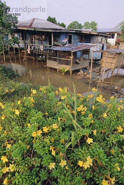 Gebäude  Fluss  Malaysia  Sarawak