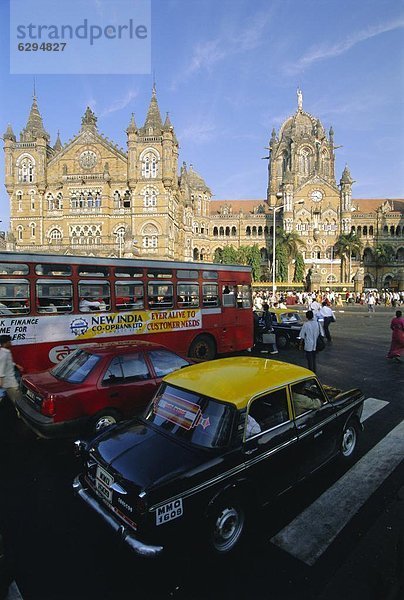 frontal Indien Haltestelle Haltepunkt Station Straßenverkehr