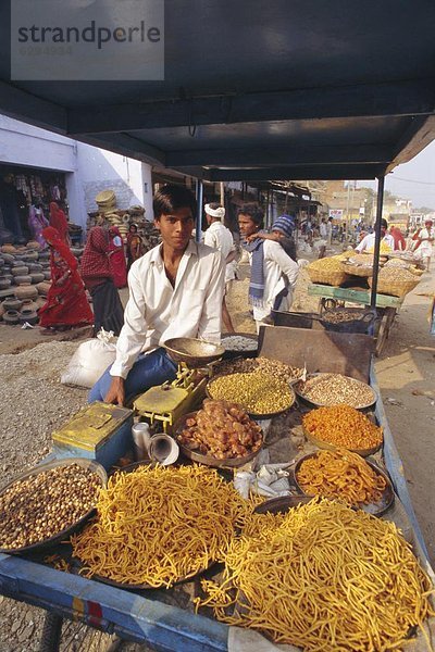 Blumenmarkt  Lebensmittel  Mittagspause  Pause  halten  Indien