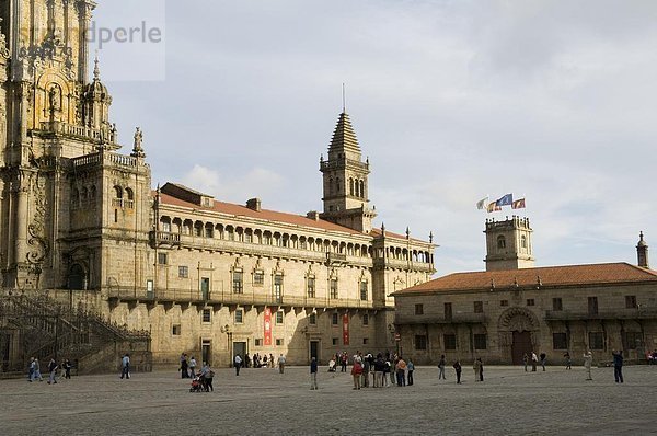 Santiago Kathedrale auf der Plaza Obradoiro  UNESCO-Weltkulturerbe  Santiago De Compostela  Galicien  Spanien  Europa