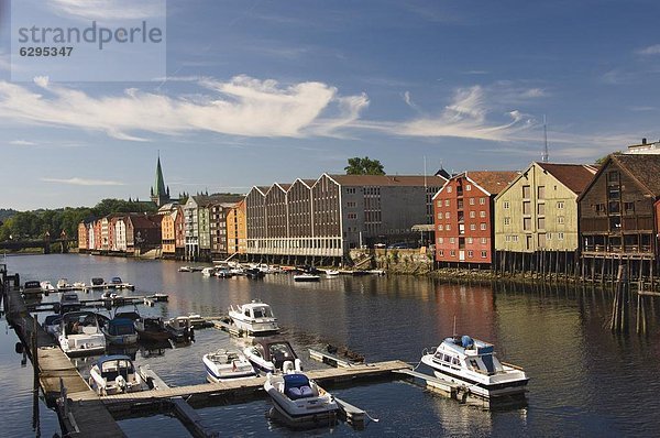 Europa  Lagerhalle  Lager  Boot  vertäut  Verkäufer  Norwegen  vorwärts  Skandinavien  Trondheim