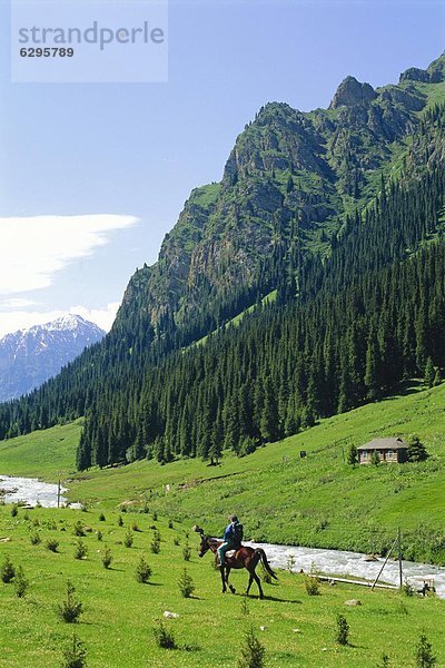 nahe  Mann  Zentralasien  Kirgistan