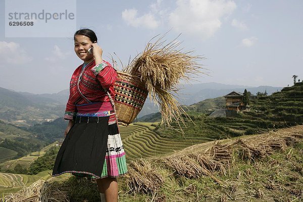 Handy  Frau  China  Ethnisches Erscheinungsbild  Asien  Guilin