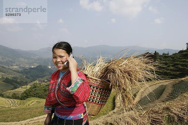 Handy  Frau  China  Ethnisches Erscheinungsbild  Asien  Guilin