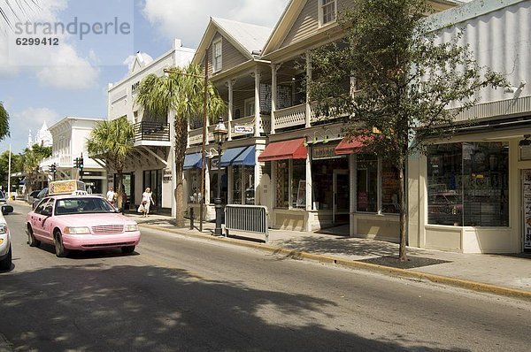 Rosa Taxi  Duval Street  Key West  Florida  Vereinigte Staaten von Amerika  Nordamerika