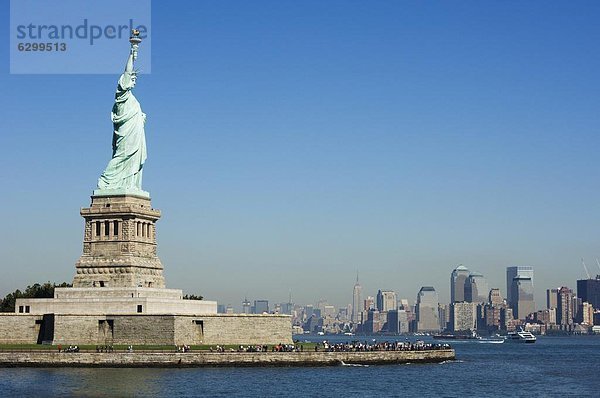 Vereinigte Staaten von Amerika  USA  Skyline  Skylines  New York City  Freiheit  Insel  Nordamerika  Freiheitsstatue  Manhattan