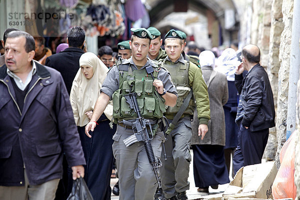 Jerusalem Hauptstadt Freitag Soldat gute Nachricht gute Nachrichten Naher Osten Israel Prozession