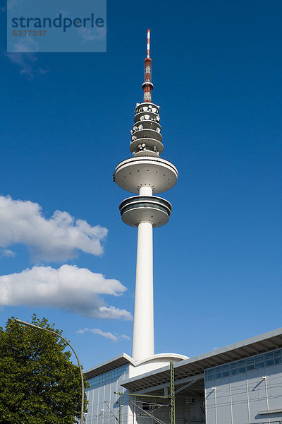 Heinrich-Hertz-Turm  Fernsehturm oder Telemichel  Fernmeldeturm  Wahrzeichen der Stadt Hamburg  Freie und Hansestadt Hamburg  Deutschland  Europa  ÖffentlicherGrund