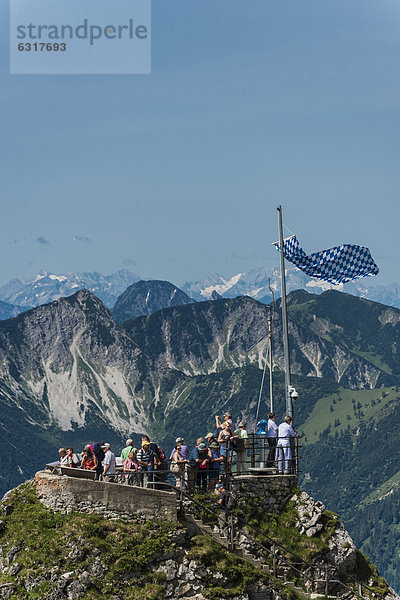 Wendelstein mit Alpenpanorama  Mangfallgebirge  bayrische Alpen  Oberbayern  Bayern  Deutschland  Europa
