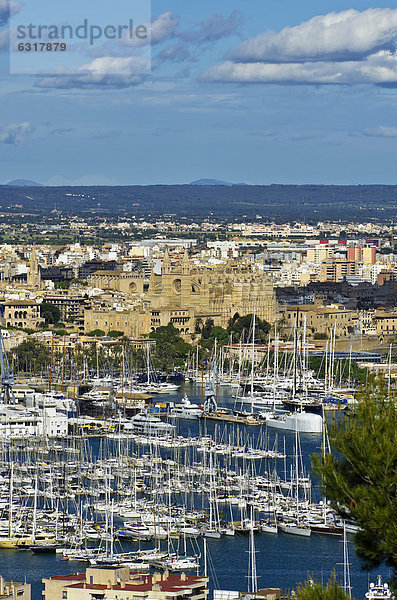 Europa Stadt Ansicht Mallorca Palma de Mallorca Balearen Balearische Inseln alt Spanien Castell de Bellver