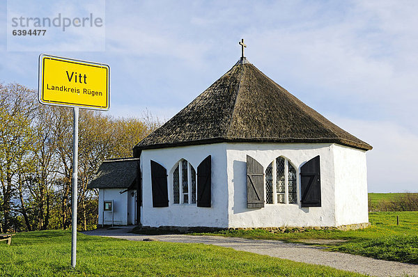 Kapelle im Fischerdorf Vitt am Kap Arkona  Insel Rügen  Mecklenburg-Vorpommern  Deutschland  Europa