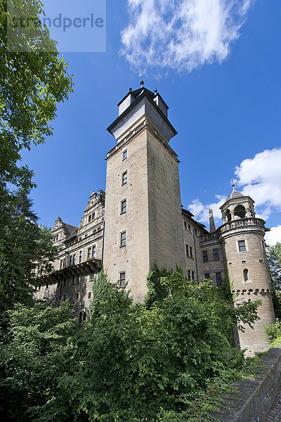 Schloss Neuenstein  ursprünglich Wasserschloss aus der Stauferzeit  Sitz des Hohenlohe-Zentralarchiv  Neuenstein  Hohenlohe  Baden-Württemberg  Deutschland  Europa