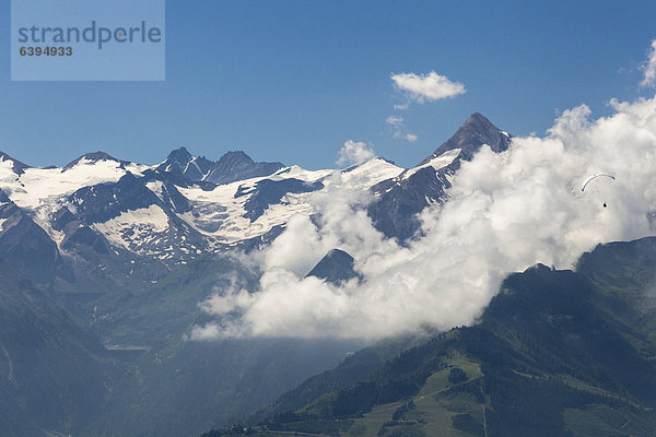 Blick von der Schmittenhöhe auf das Kitzsteinhorn  Zell am See  Hohe Tauern  Österreich  Europa
