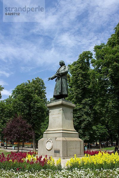 Italien  Lombardei  Mailand  Antonio Stoppani Statue