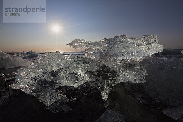 Eis  Gletschersee Jökulsarlon  Vatnajökull  Ostisland  Island  Europa