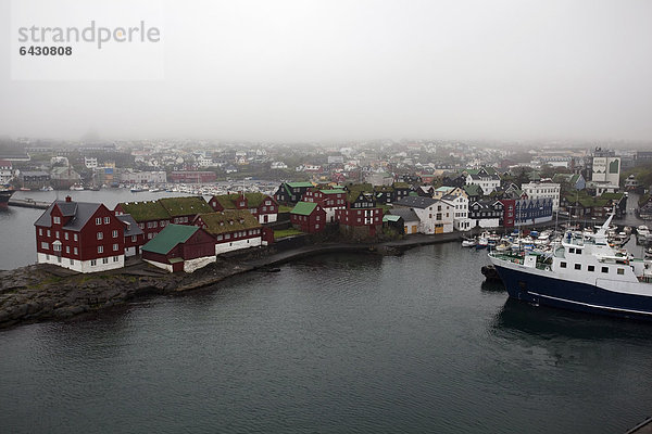 Boote und Schiffe im Hafen  Thorshavn  Färöer-Inseln  Dänemark  Europa