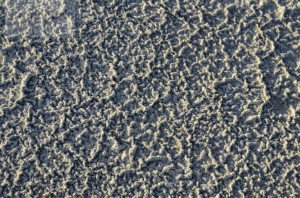 Sandstrukturen mit Salzablagerungen  Uferregion des Great Salt Lake  Salt Lake City  Utah  USA