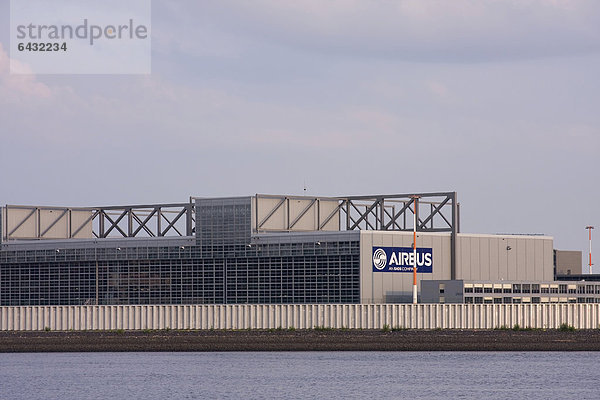 Werksgelände Flugzeugwerft Airbus  Hamburg  Deutschland  Europa