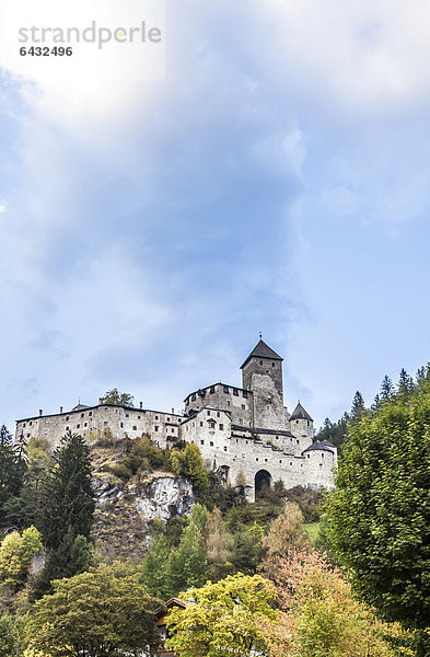 Burg Taufers  Taufers  Tauferer Ahrntal  Südtirol  Italien  Europa  ÖffentlicherGrund