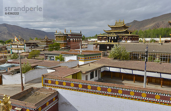 Kloster Wutun Si  Tongren  Repkong  Qinghai  ehemals Amdo  Tibet  China  Asien