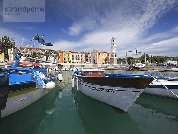 Hafen von Sapri  Cilento  Kampanien  Süditalien  Italien  Europa  ÖffentlicherGrund