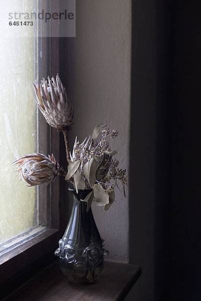 Getrocknete Blumen in einer Vase