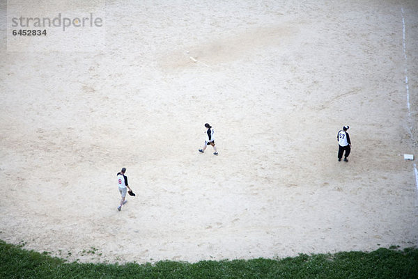 Baseballspieler unten