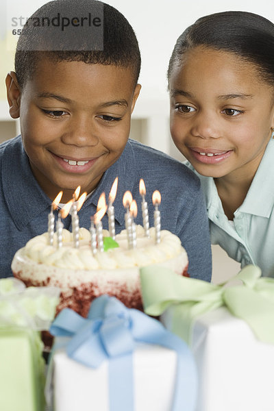 Fest  festlich  Junge - Person  Geburtstag  jung