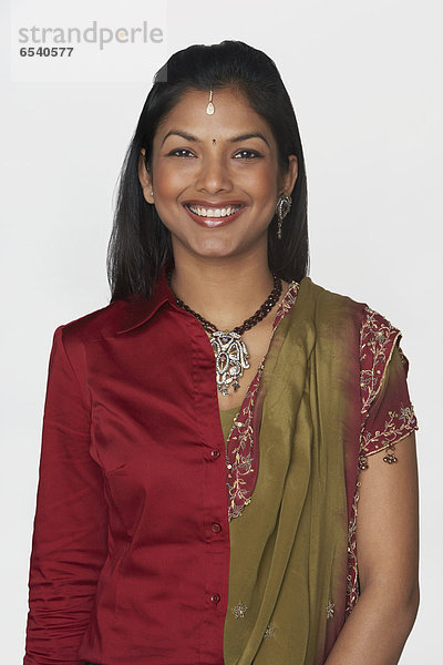Frau  Kollege  Tradition  Indianer  Kleidung  Kleid  modern